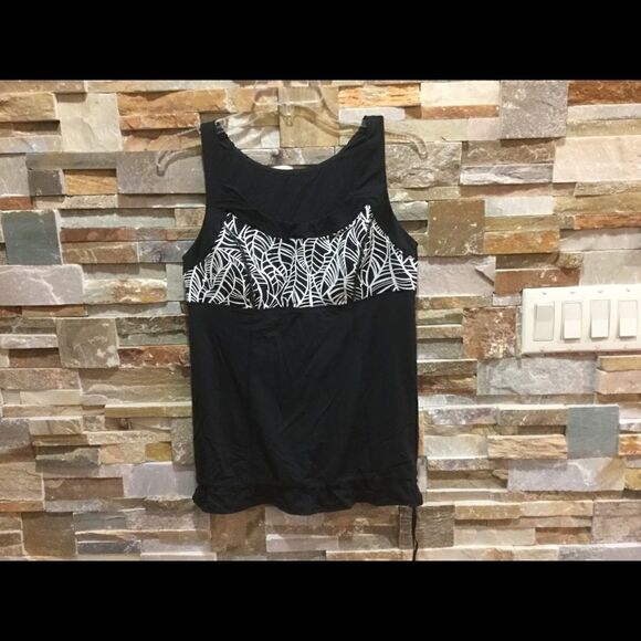 LULULEMON ATHLETICA Sport Top  - Picture 1 of 5